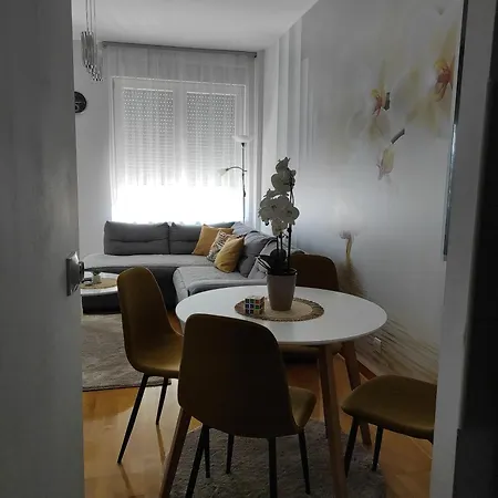 Orchis Apartment Kragujevac Exterior photo